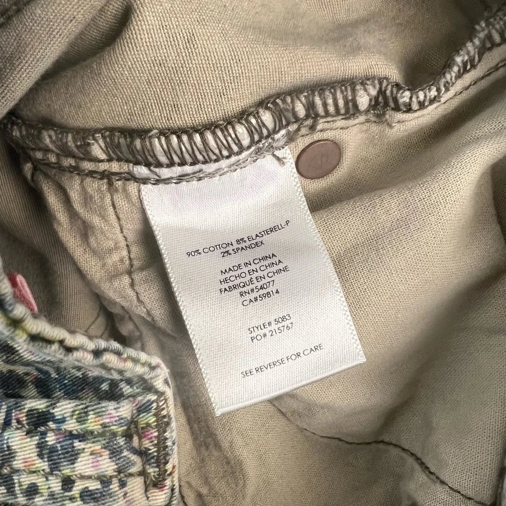 CAbi #5083 Ditsy Floral Skinny Jeans, 2
